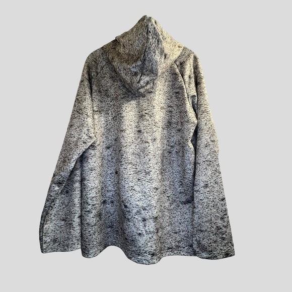 Women’s Hoodie 2X White Wolf 1/4 Front Snap Closure - Picture 11 of 13